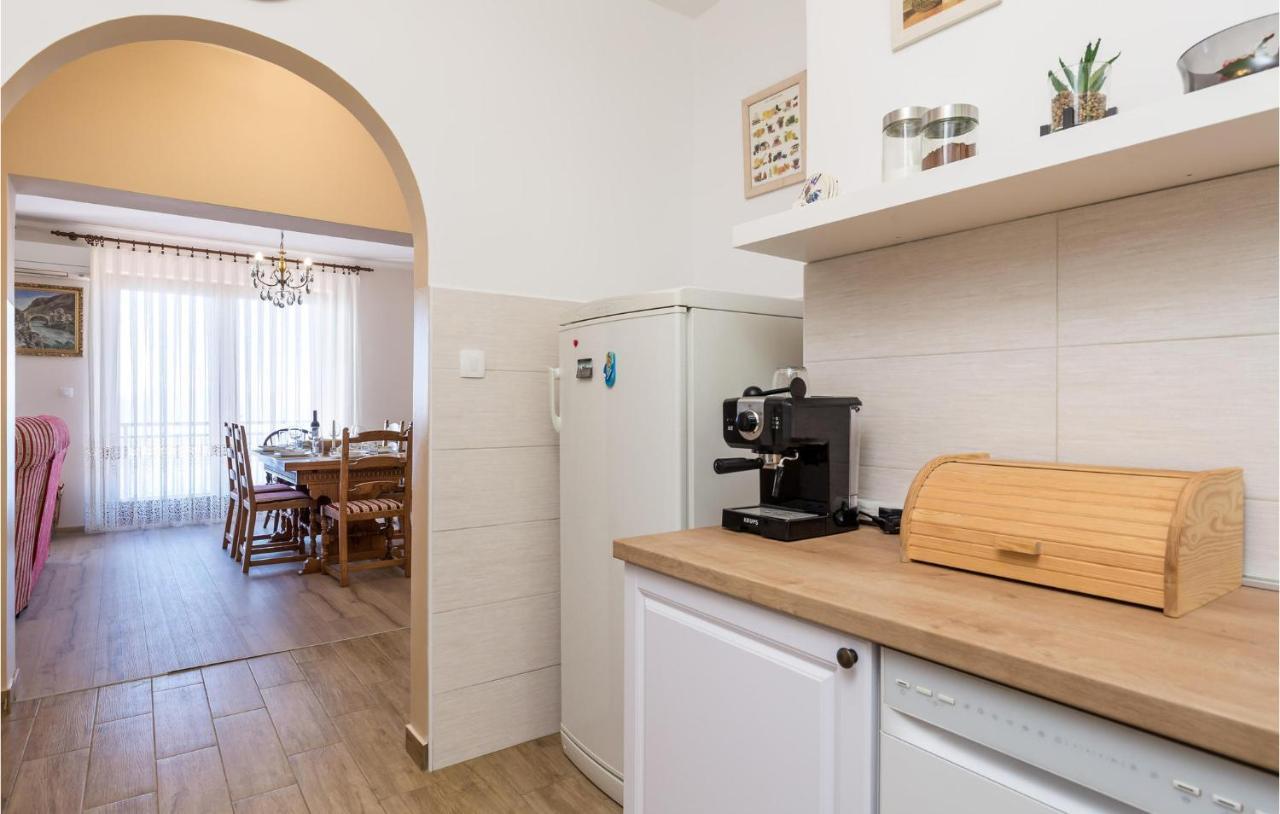 Beautiful apartment in Opatija with 4 Bedrooms&WiFi Buitenkant foto