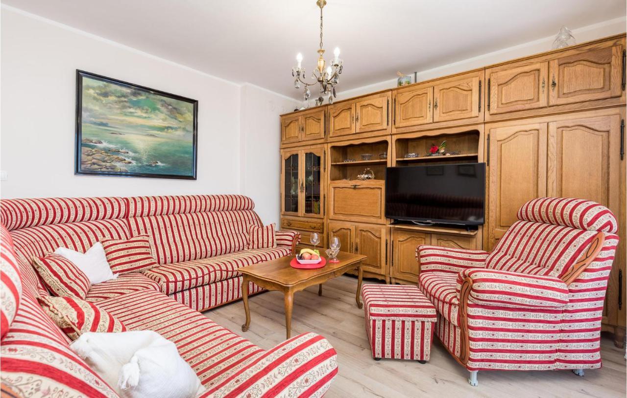 Beautiful apartment in Opatija with 4 Bedrooms&WiFi Buitenkant foto