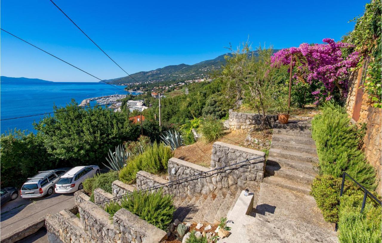 Beautiful apartment in Opatija with 4 Bedrooms&WiFi Buitenkant foto