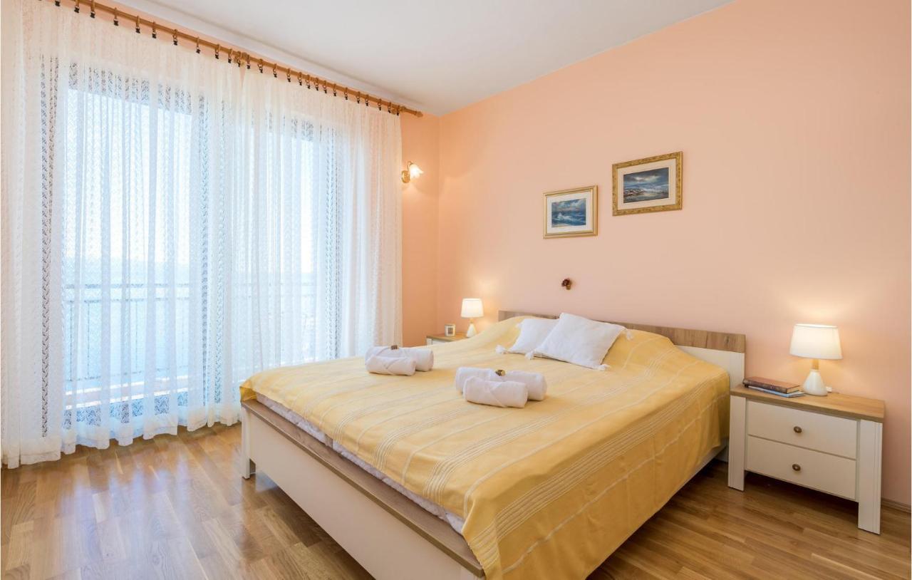 Beautiful apartment in Opatija with 4 Bedrooms&WiFi Buitenkant foto