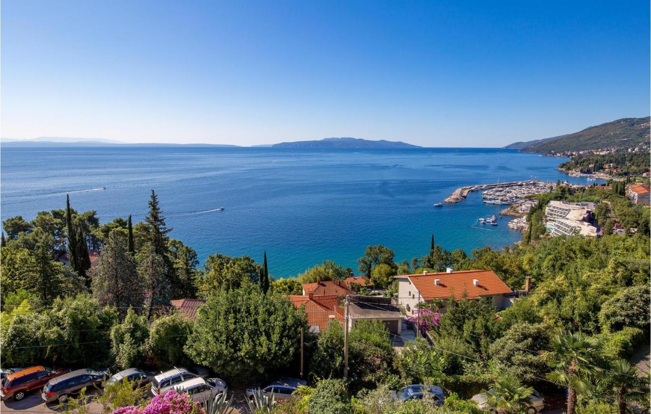 Beautiful apartment in Opatija with 4 Bedrooms&WiFi Buitenkant foto