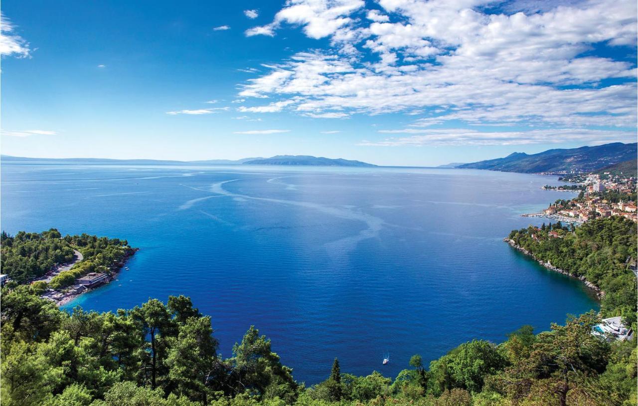 Beautiful apartment in Opatija with 4 Bedrooms&WiFi Buitenkant foto