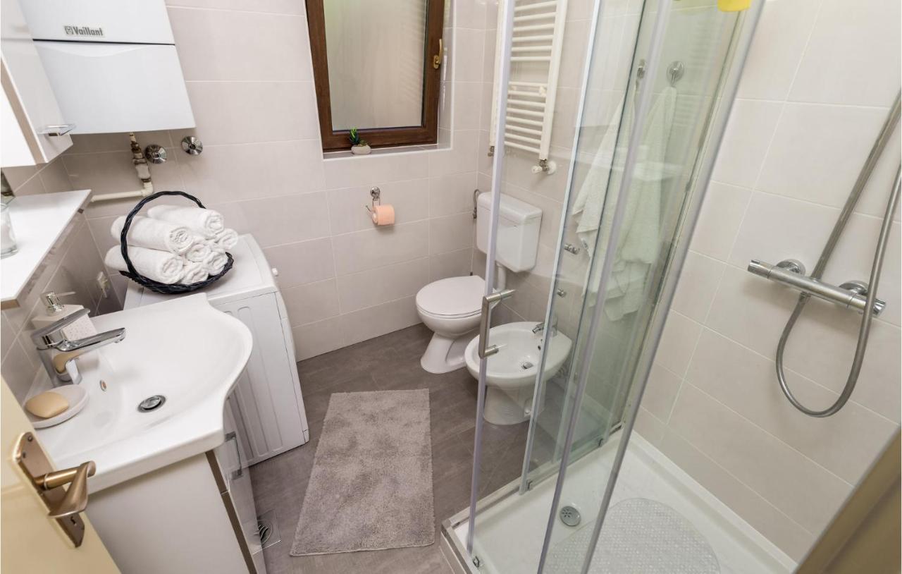 Beautiful apartment in Opatija with 4 Bedrooms&WiFi Buitenkant foto